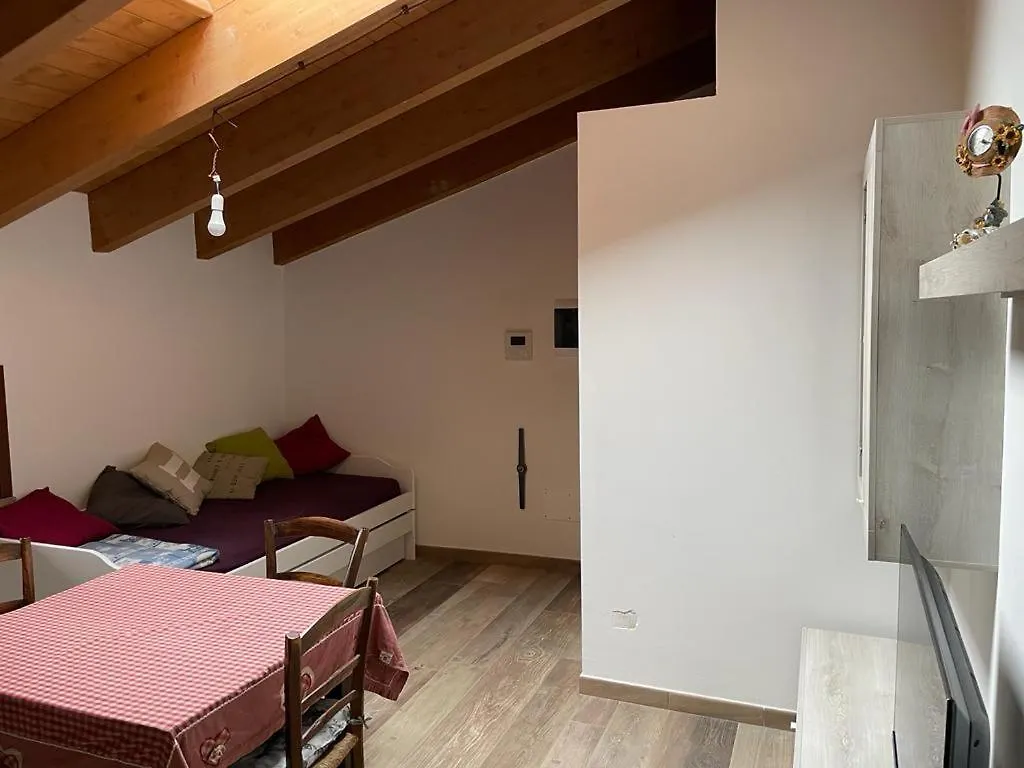 Antico Borgo Le Roste Apartment Sassomorello